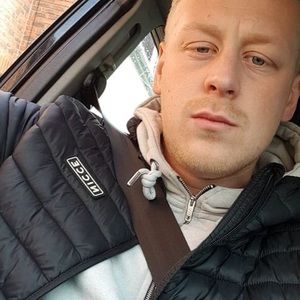 Meet your Posher, Aaron